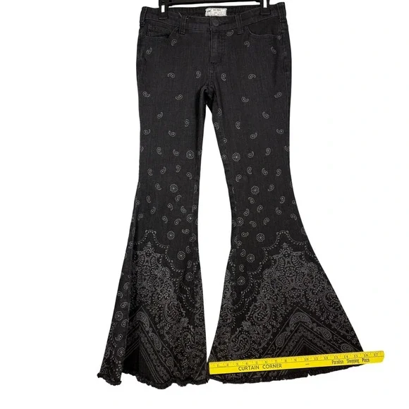 FREE PEOPLE Denim Super Flare Bandana Jeans, Black, Distressed Hem, Size 27 - Picture 8 of 10